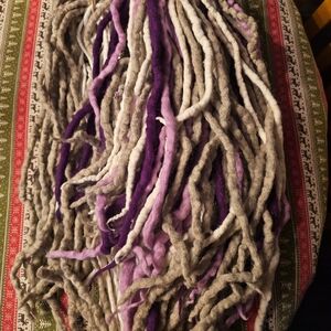 45 DE Alpaca WOOL LOCS 17 INCHES LONG BEAUTIFUL